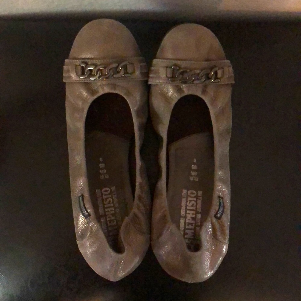 Mephisto size 9 flats -perfect condition - never worn
